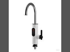 即湯電気タップ 3300W デジタル表示